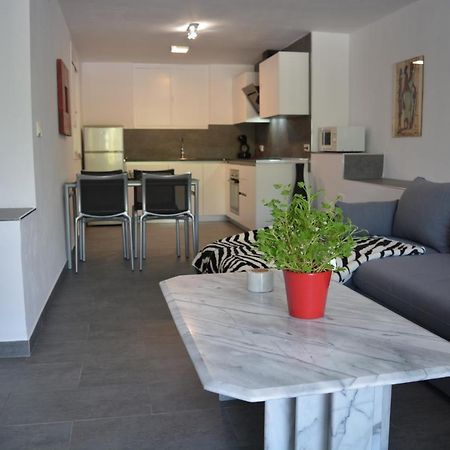 Lovely Bungalow For Four Close To Beach And City In Torrevieja Dış mekan fotoğraf